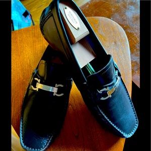 FERRAGAMO Leather Driving loafers